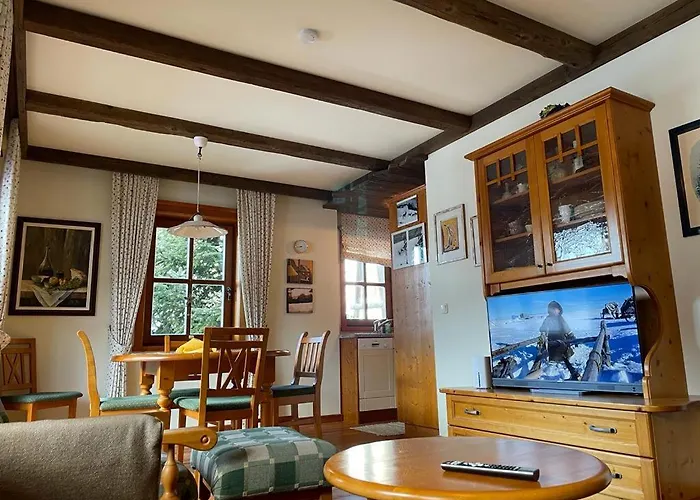 Wasserfallweg 17 Apartment *